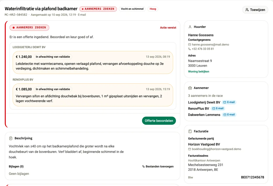 Een Colively-dossier met twee concurrerende offertes van aannemers, de beschrijving van het probleem en de contactgegevens van de persoon die het meldde.